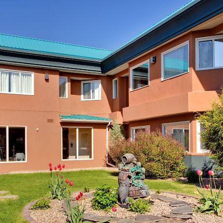 Holiday Inn Express Red Deer By Ihg Eksteriør bilde