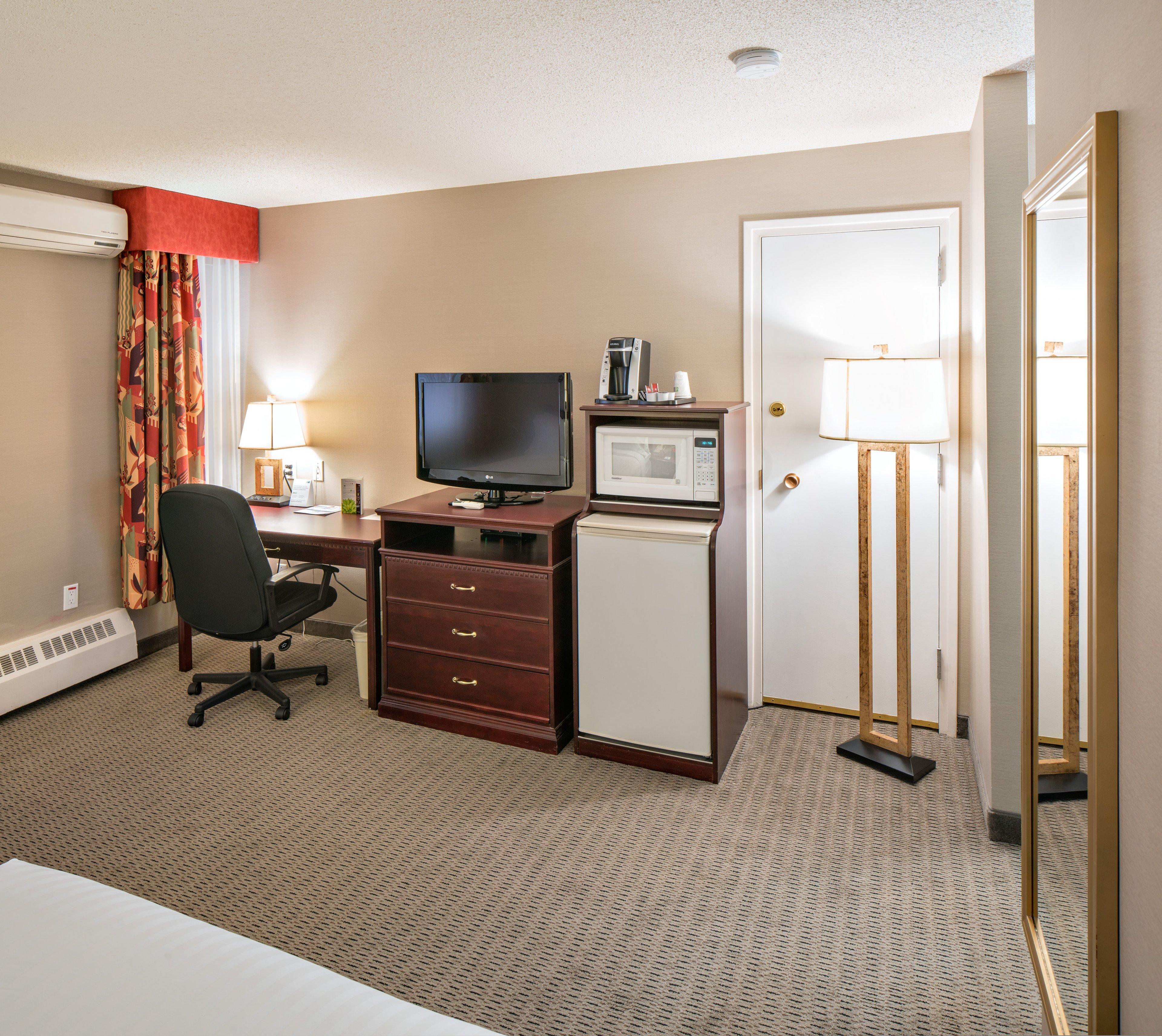 Holiday Inn Express Red Deer By Ihg Eksteriør bilde