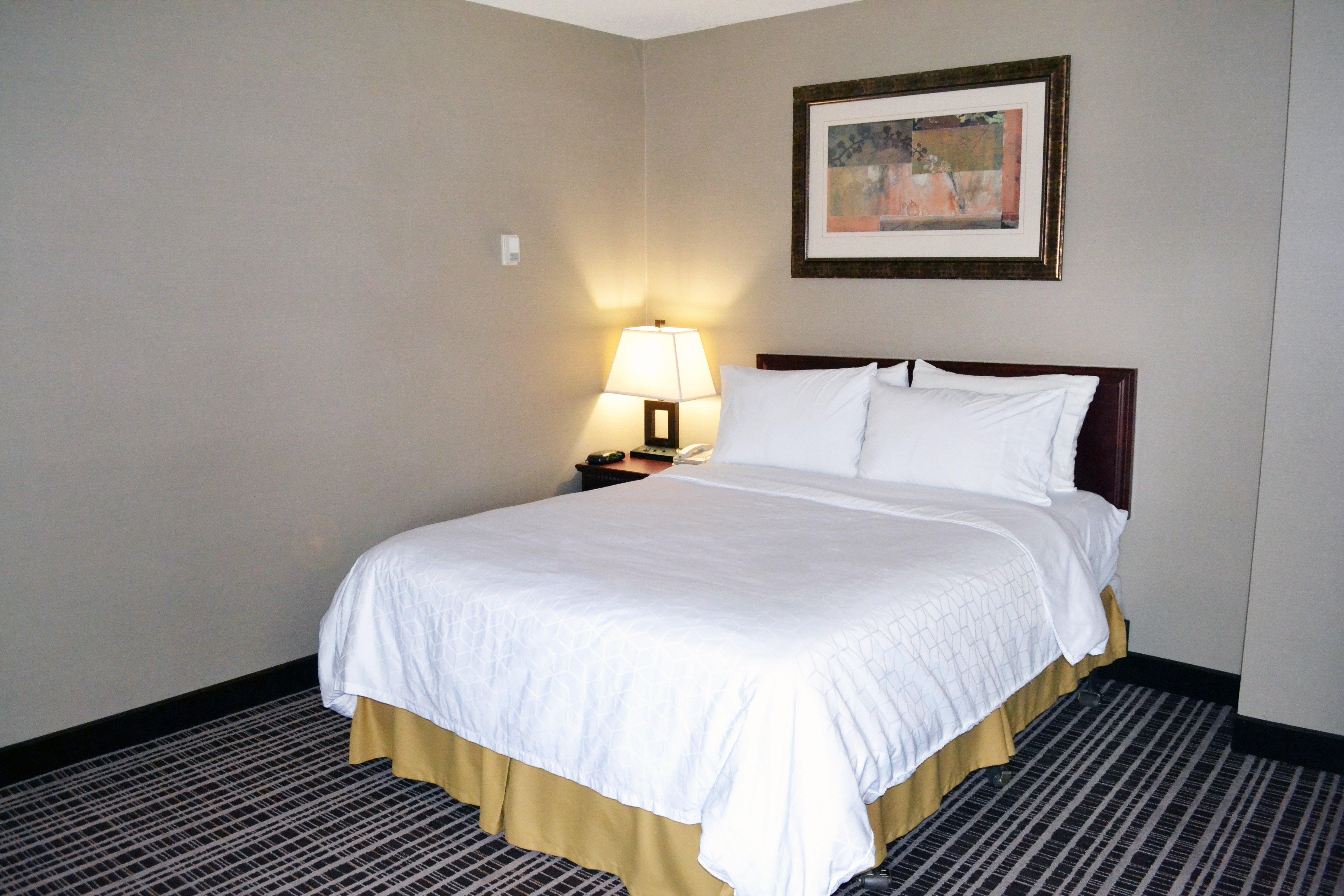 Holiday Inn Express Red Deer By Ihg Eksteriør bilde