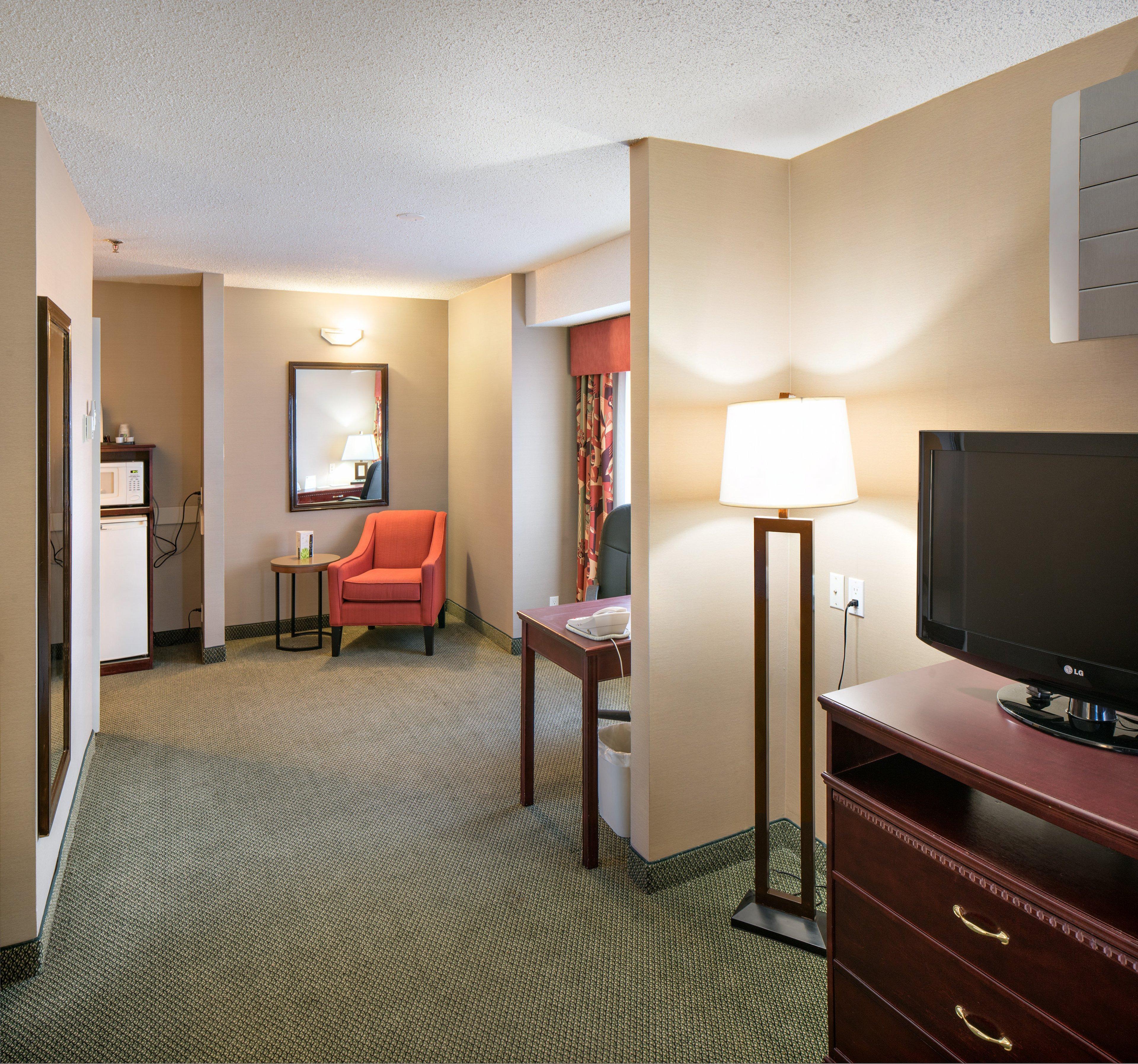 Holiday Inn Express Red Deer By Ihg Eksteriør bilde