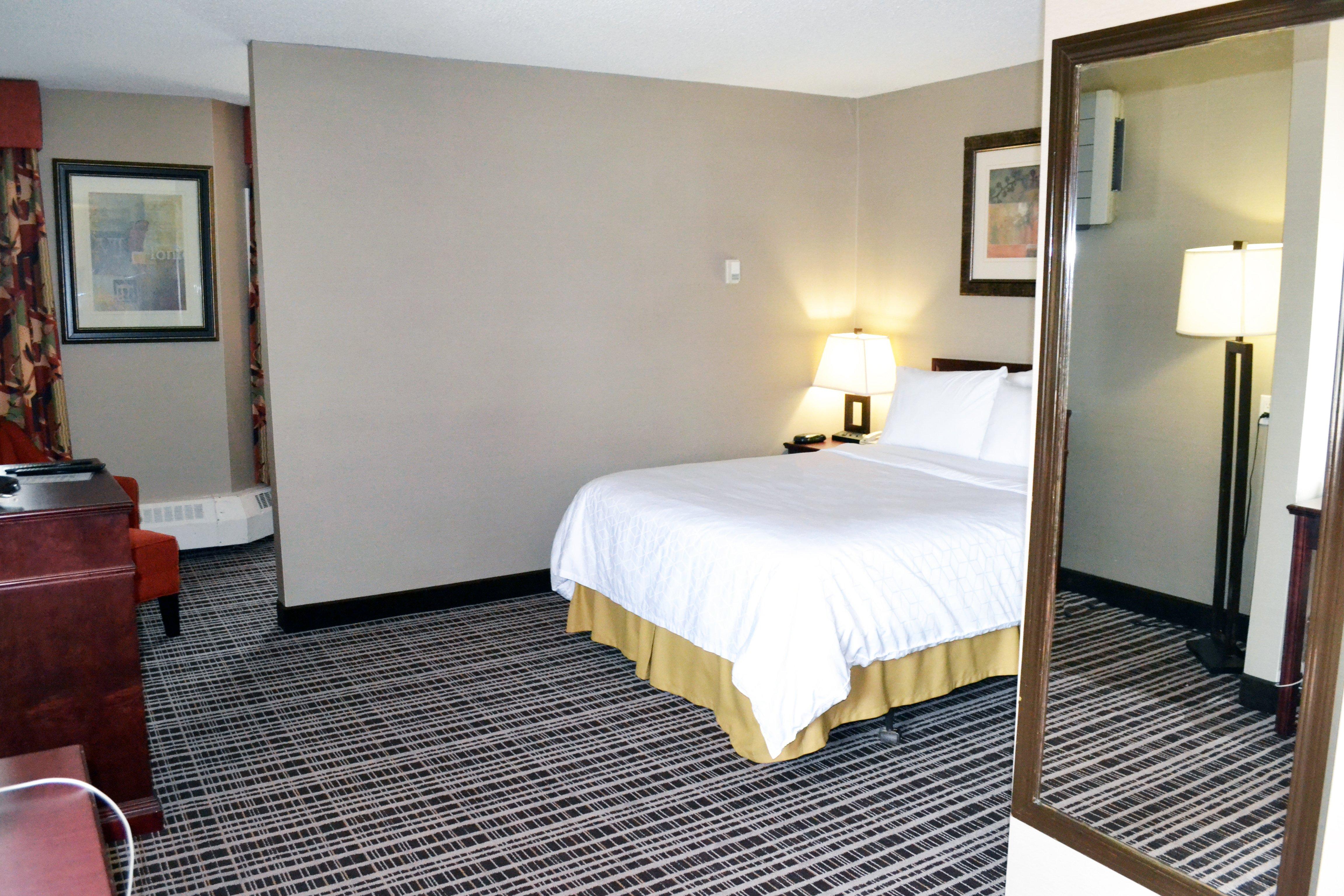 Holiday Inn Express Red Deer By Ihg Eksteriør bilde