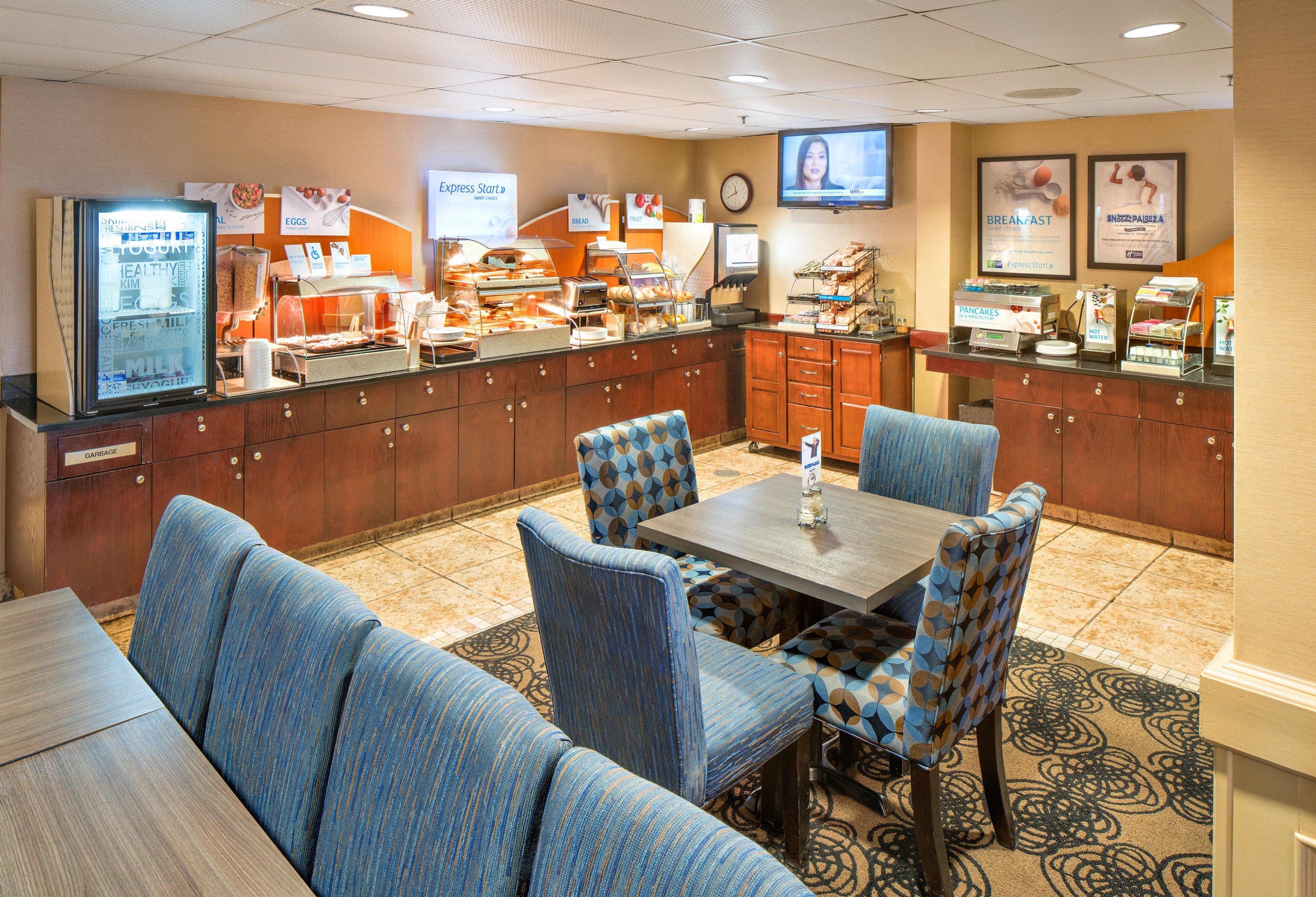 Holiday Inn Express Red Deer By Ihg Eksteriør bilde