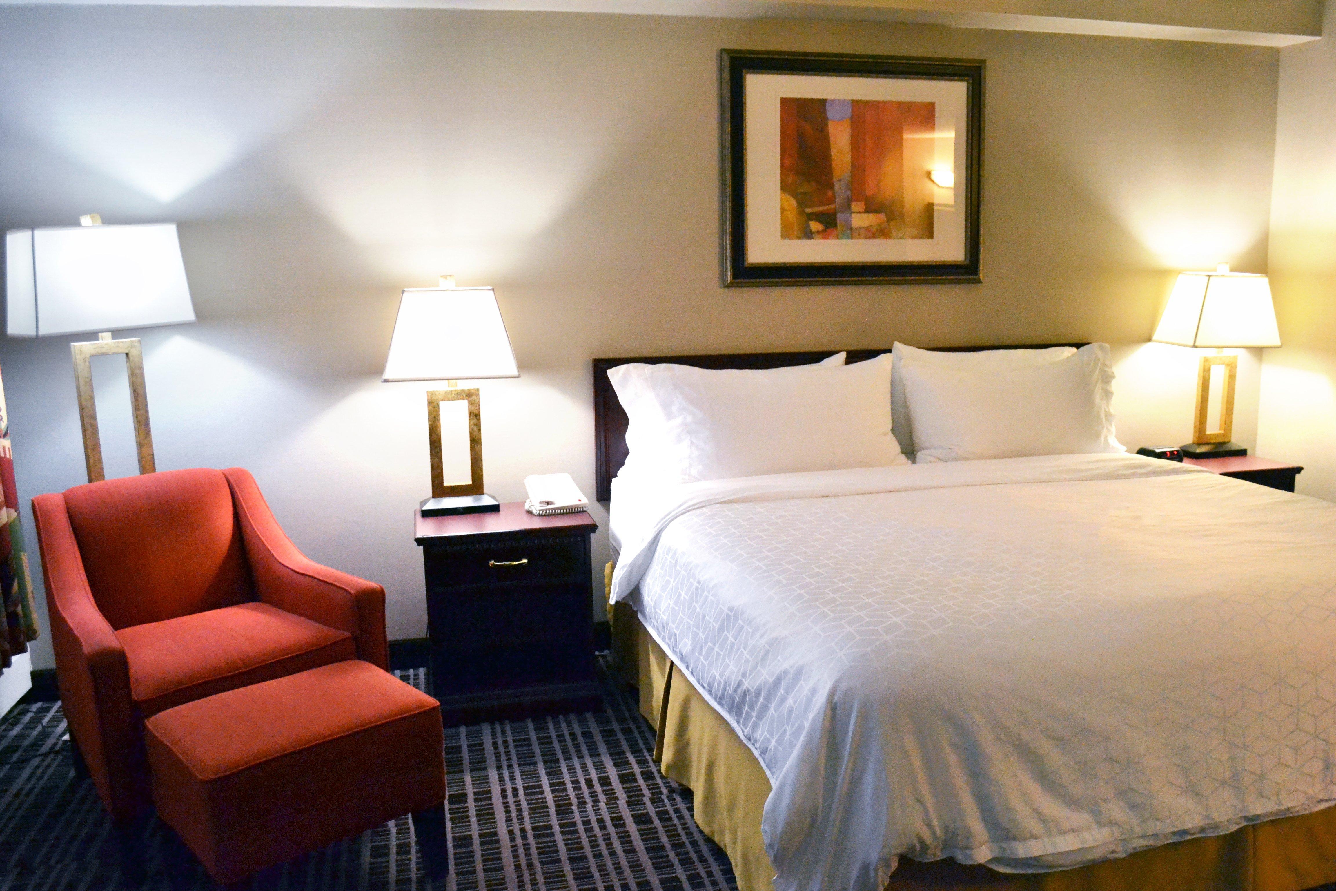 Holiday Inn Express Red Deer By Ihg Eksteriør bilde