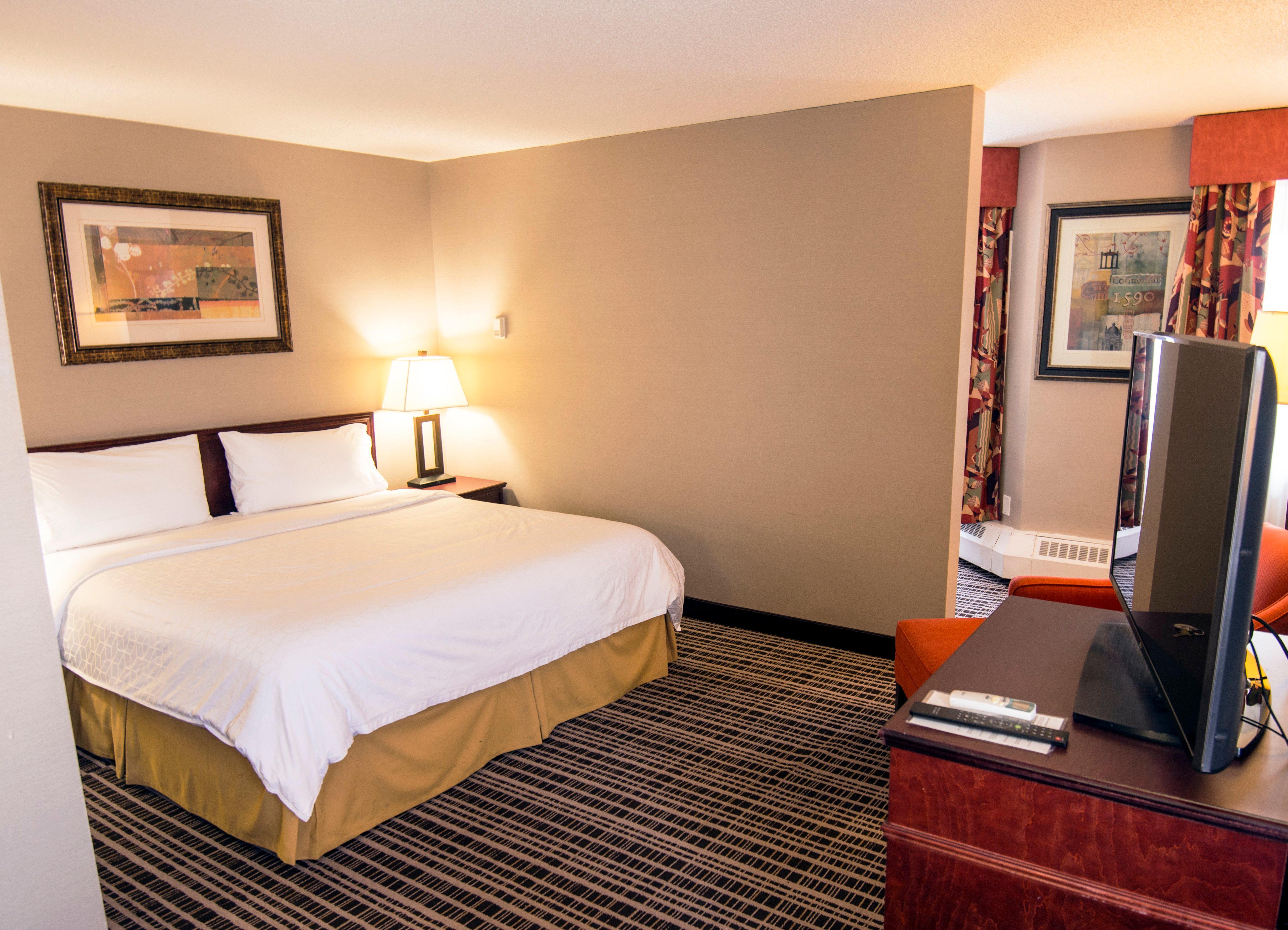 Holiday Inn Express Red Deer By Ihg Eksteriør bilde