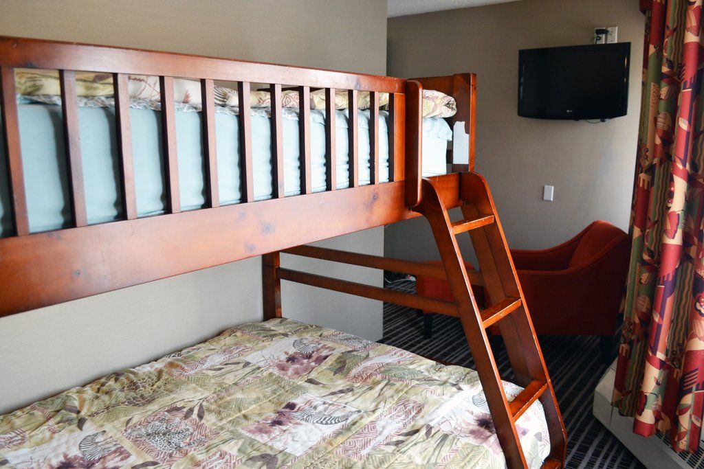 Holiday Inn Express Red Deer By Ihg Eksteriør bilde